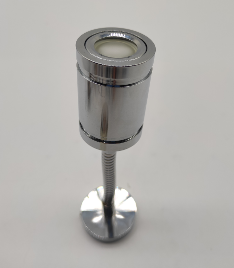 Cén fáth a bhfuil Soilse Gluaisteán Riachtanach le haghaidh Tiomána Sábháilte Oíche?